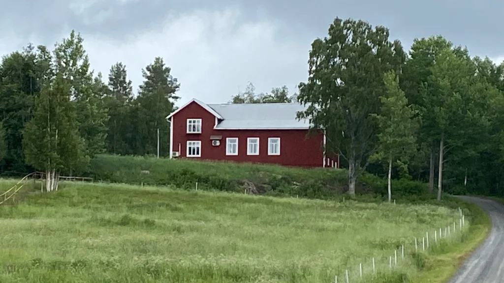 smorsakers_foreningshus Vy över Smörsåkers föreningshus